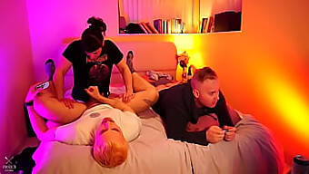 Gay Muži Si Užívají Anální Hru V Bdsm Videu